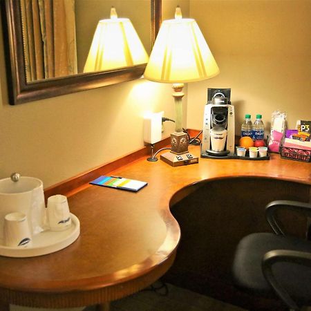 Hampton Inn&Suites Jennings Bagian luar foto