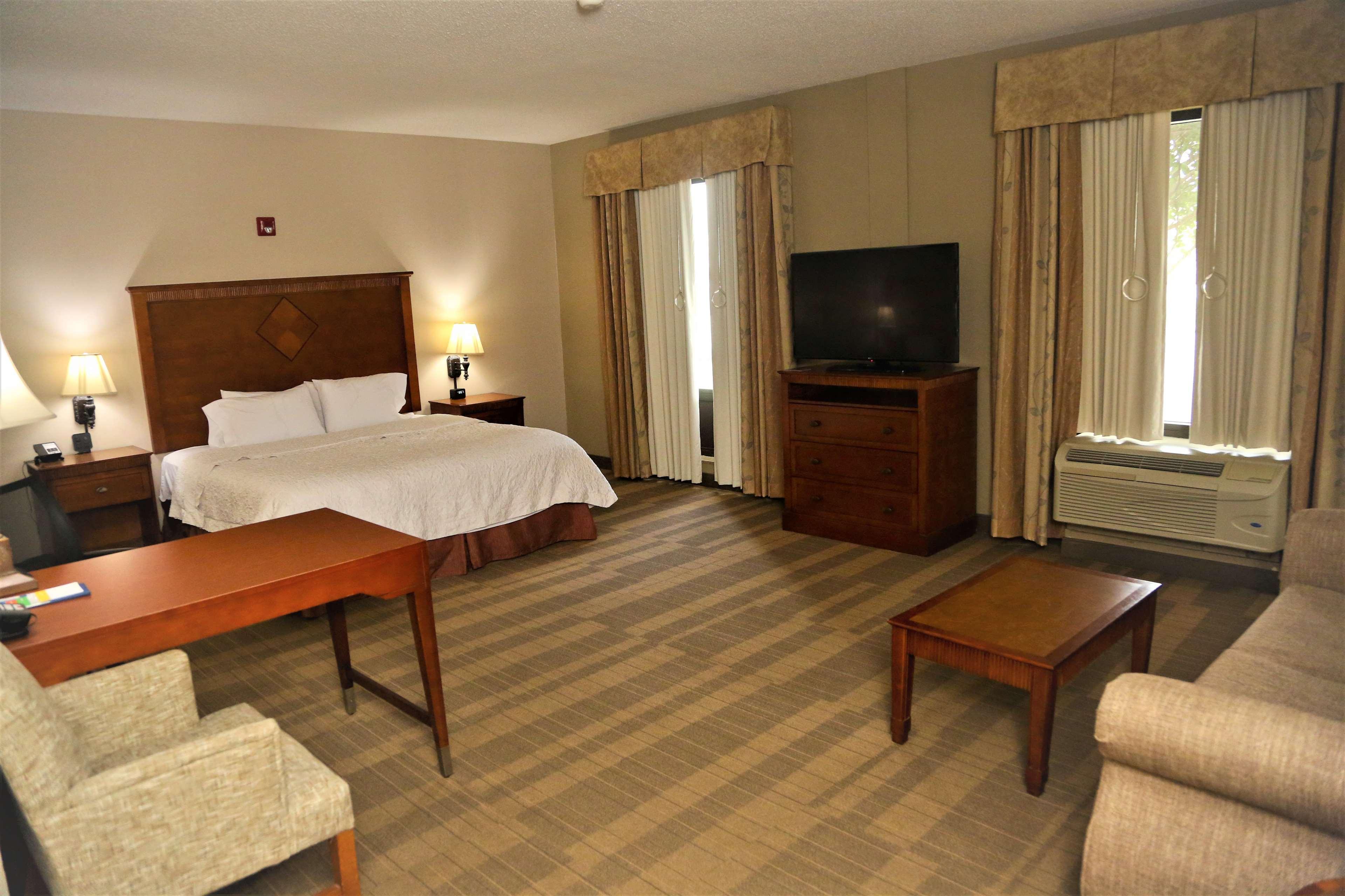 Hampton Inn&Suites Jennings Bagian luar foto